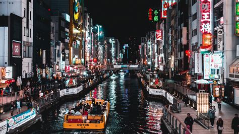 osaka bisaya|Night In Osaka .